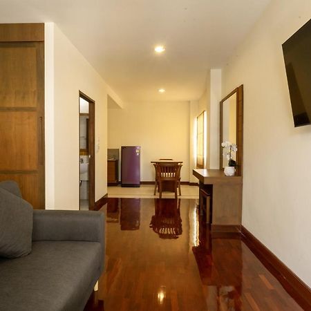 Baan Chuan Chom Pattaya Hotell Exteriör bild
